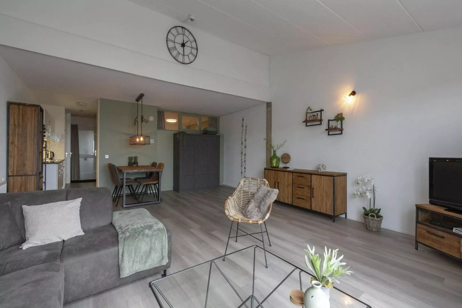 Strandslag 203-Living room