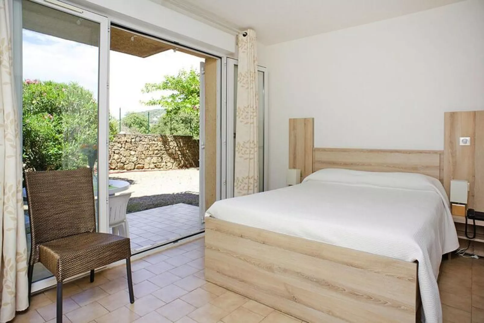 Apartments Motel Le Vieux Moulin Ile Rousse // Studio 2 pers-Bedroom