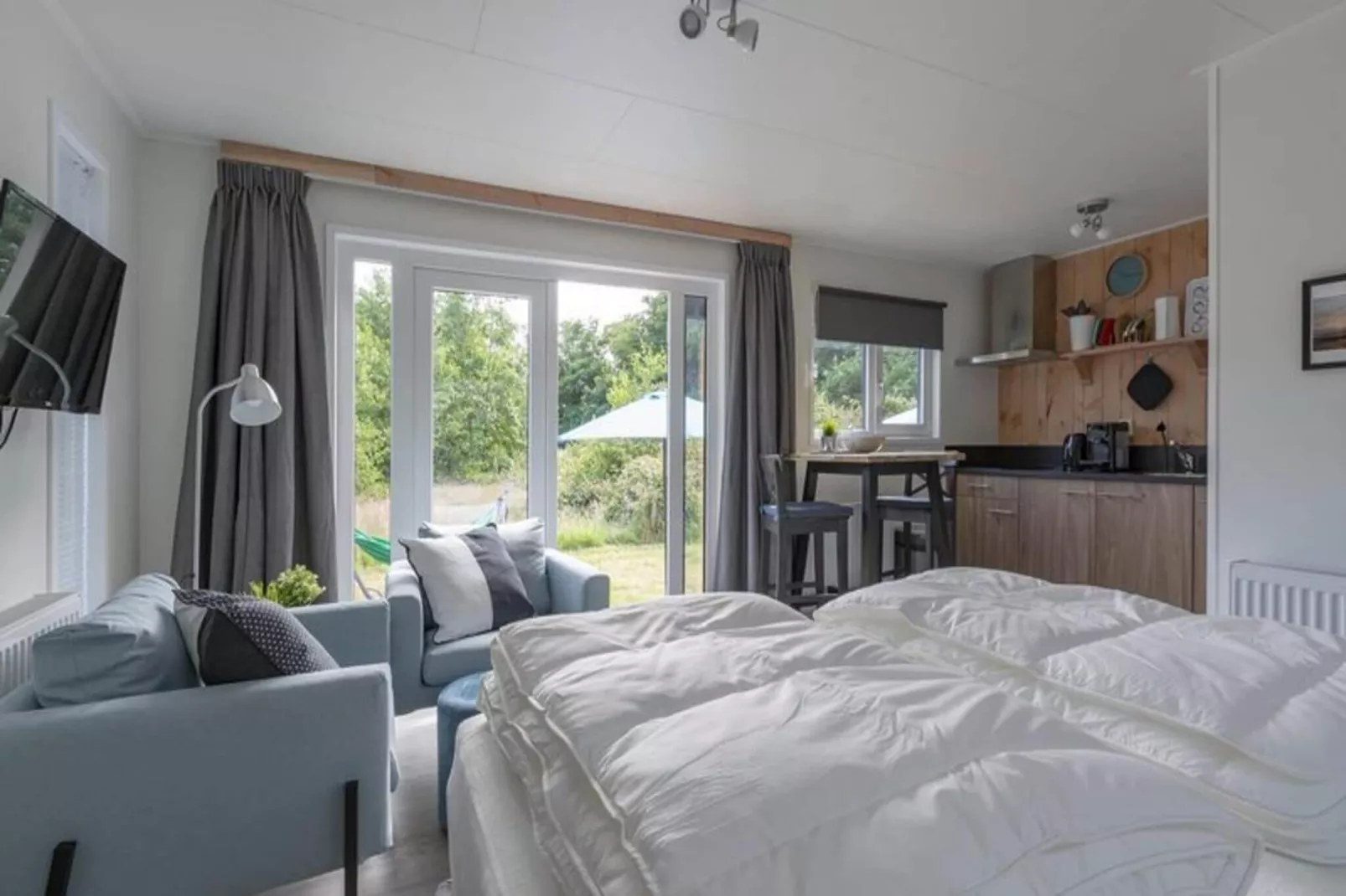 Beach Studio Texel-Bedroom