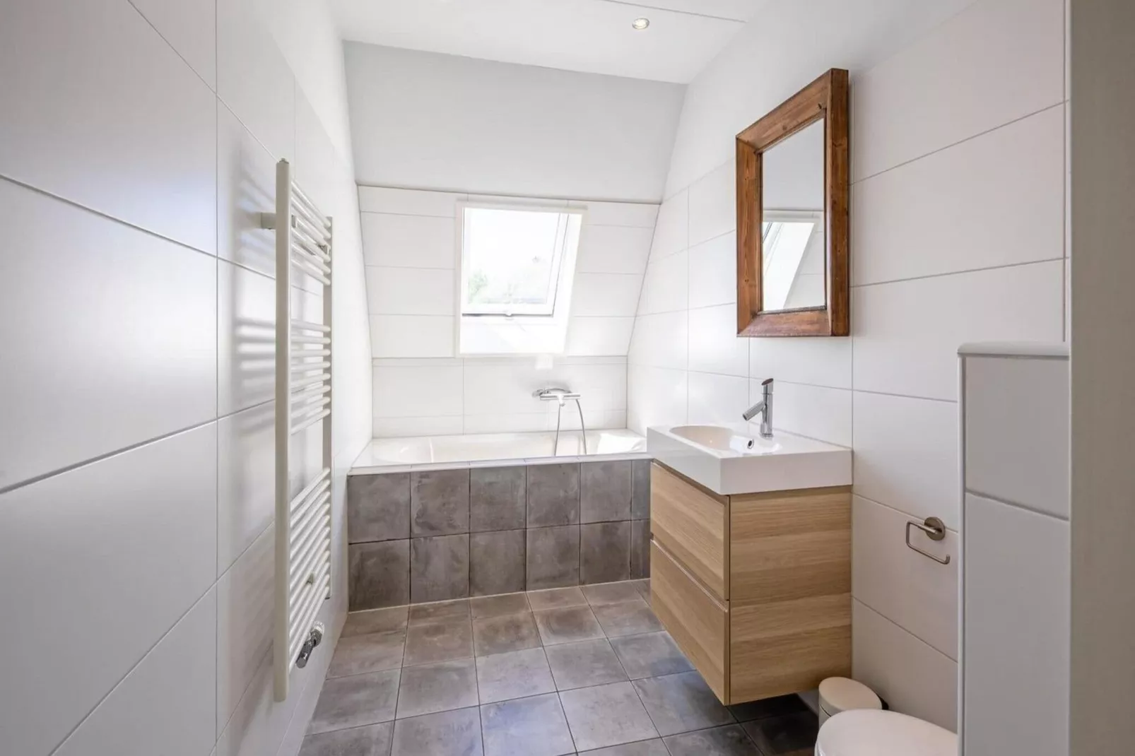 Strandhuys Oester-Bathroom