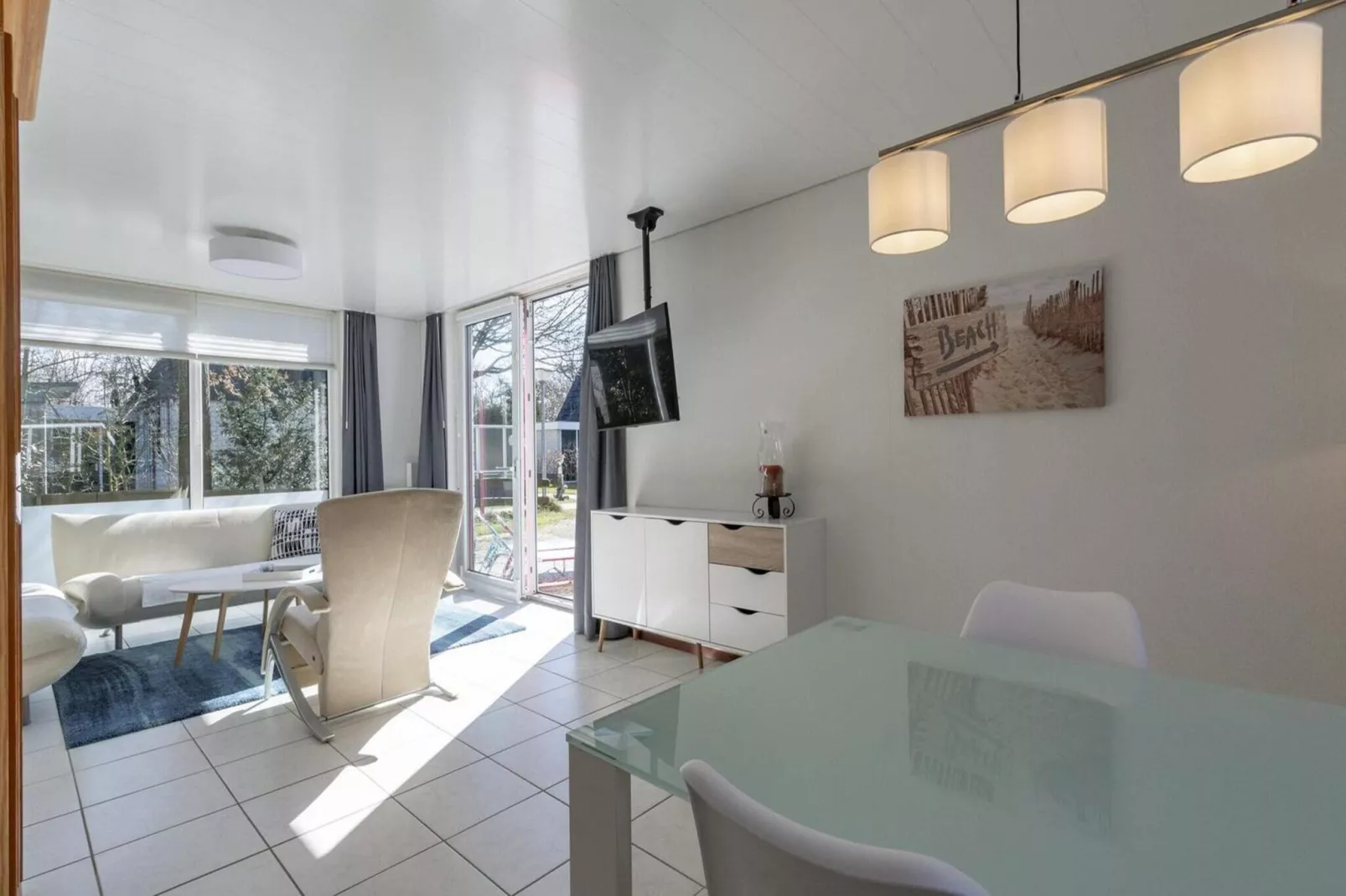 Campanula 52-Living room