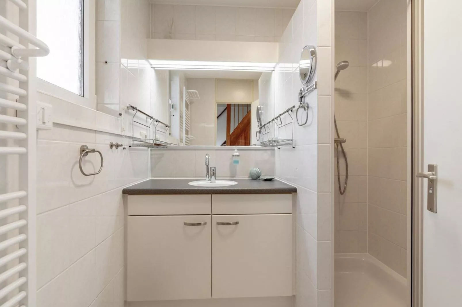 Campanula 52-Bathroom