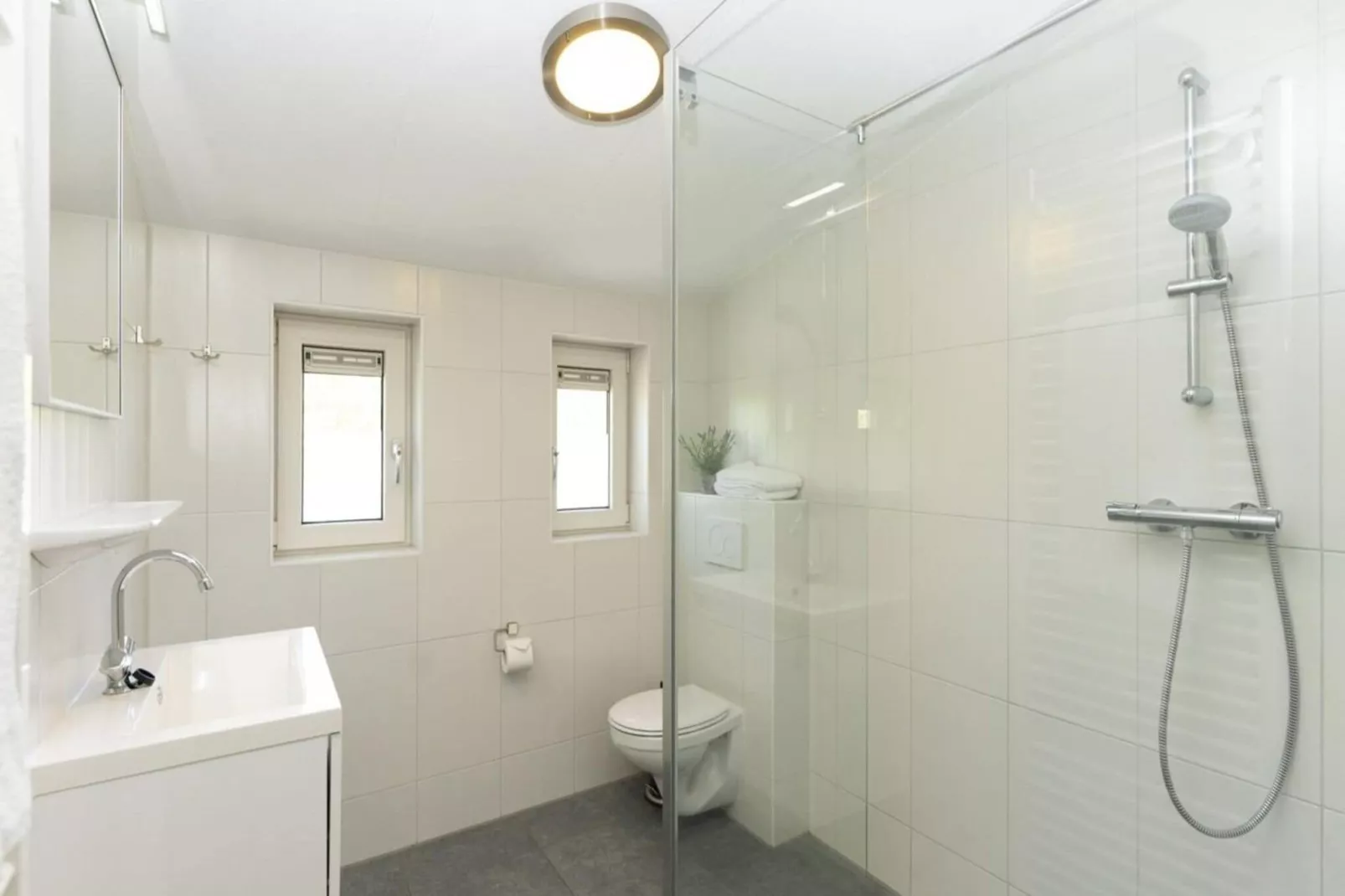 Strandhuys Wulk-Bathroom