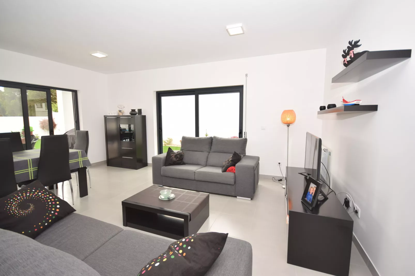 Casa Rozie-Living room