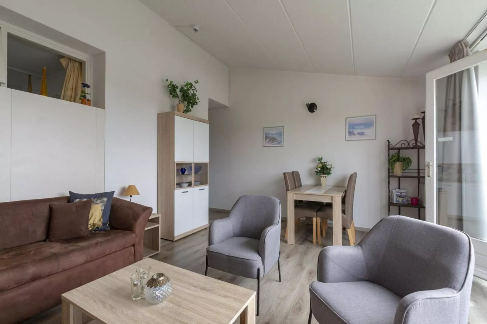 Strandslag 223-Living room