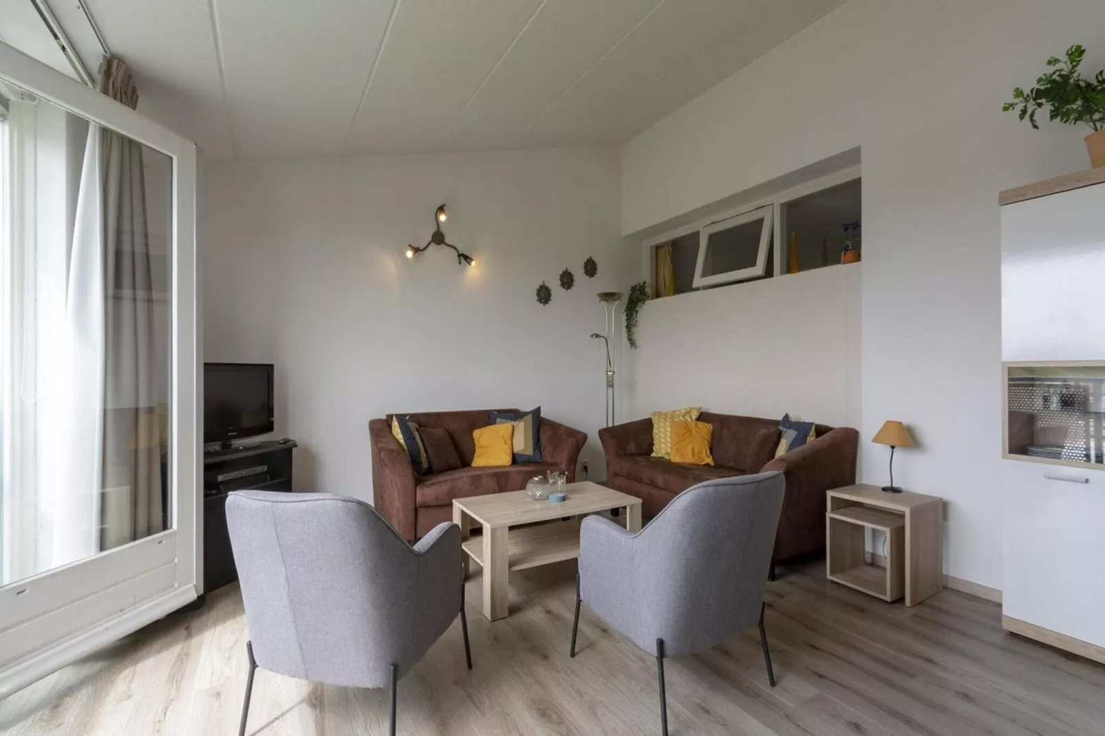 Strandslag 223-Living room