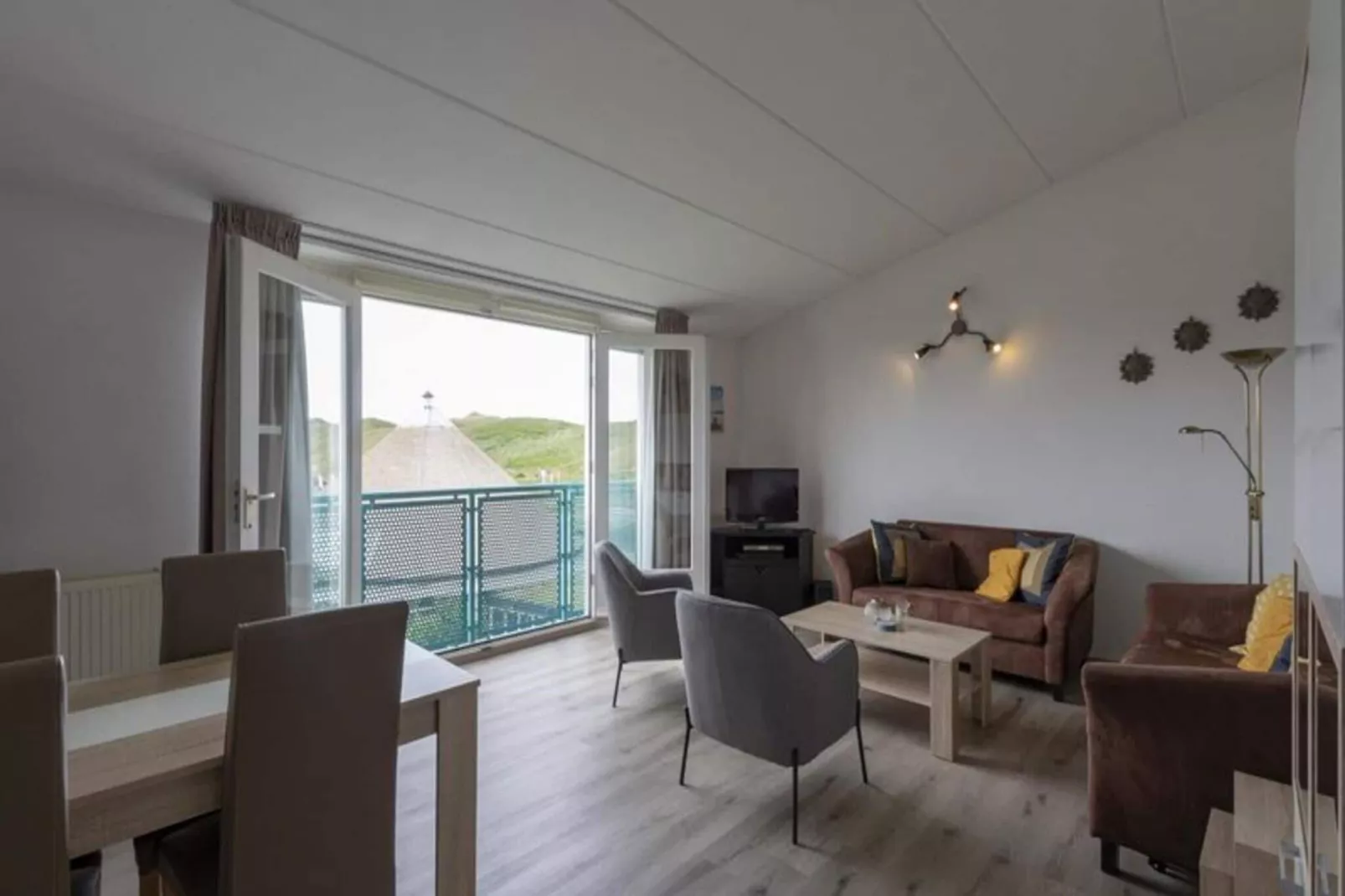 Strandslag 223-Living room