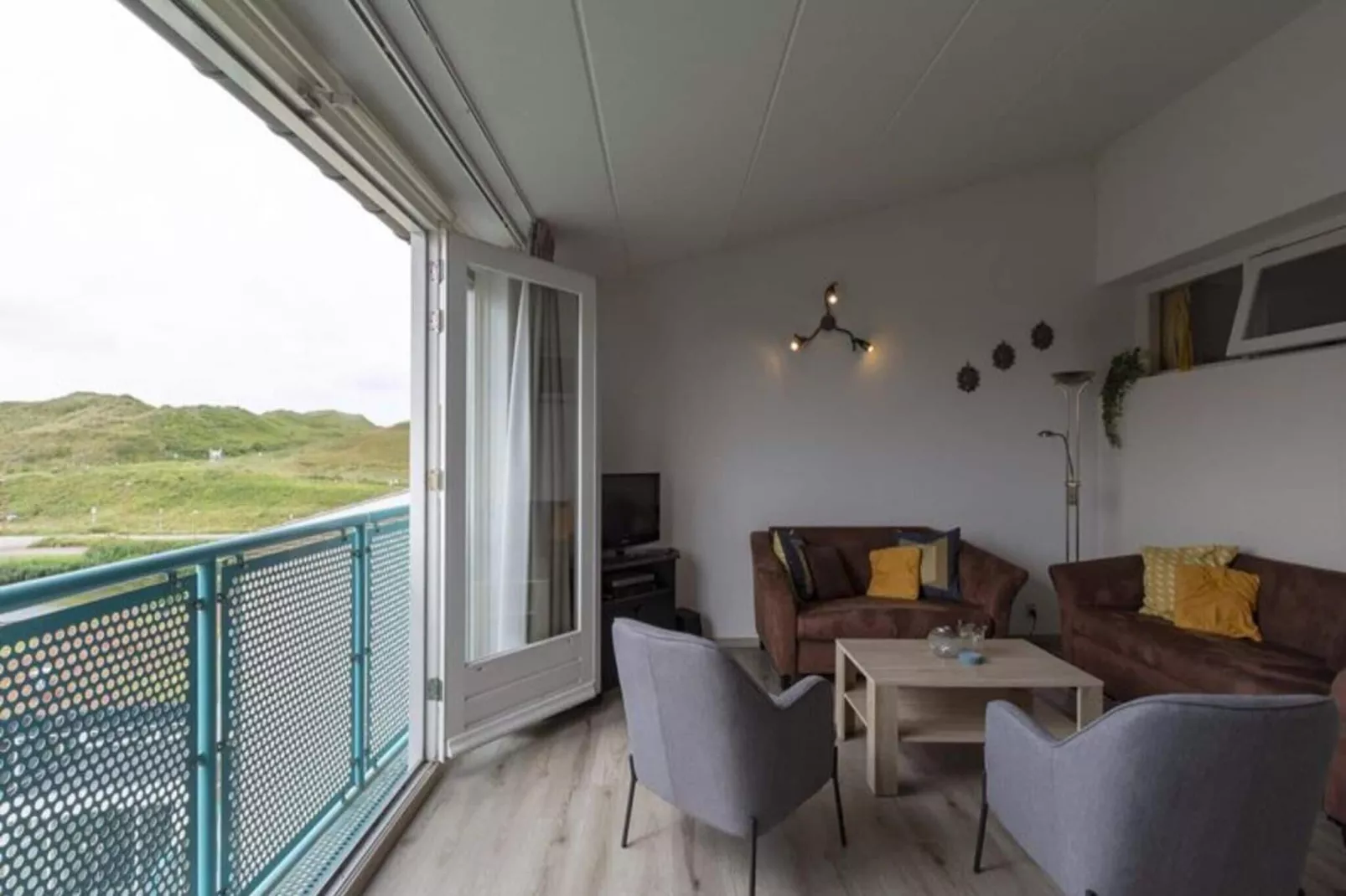 Strandslag 223-Living room