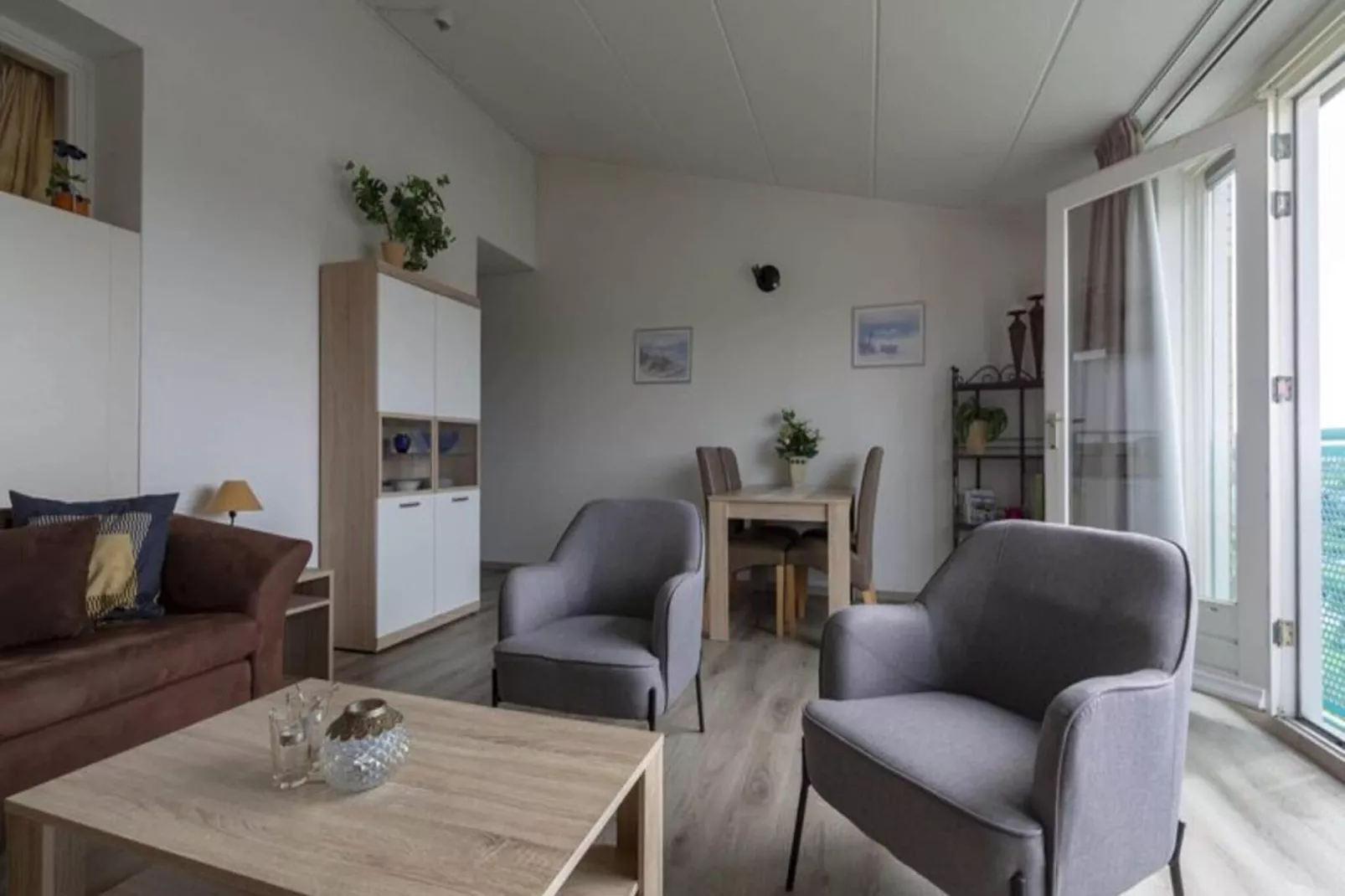 Strandslag 223-Living room