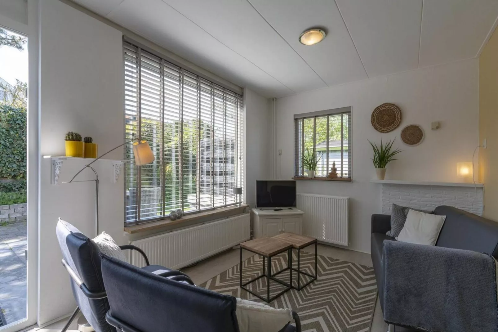 Effe Sprage-Living room