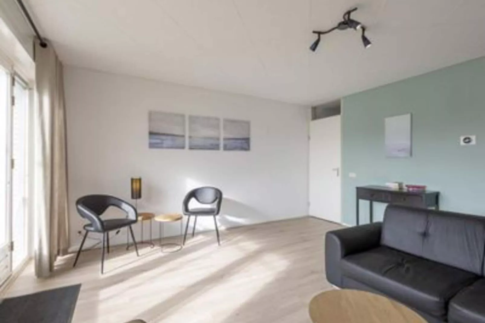 Strandslag 95-Living room
