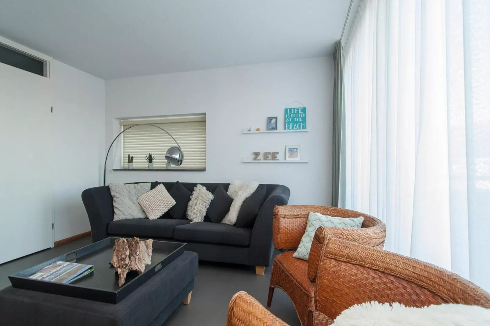 Suite Duinzicht-Living room
