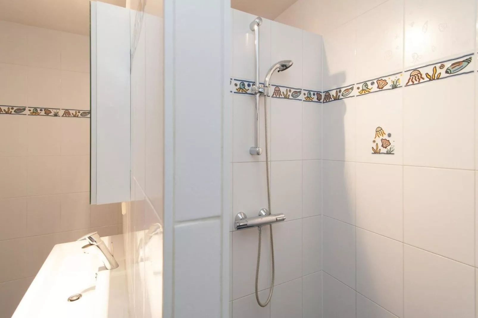 Suite Duinzicht-Bathroom