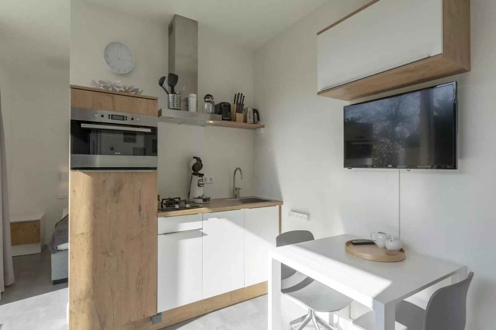 Suite Uitwaayer-Kitchen