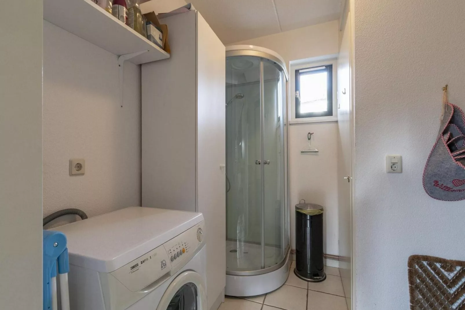 De Buitenplaats 145-Bathroom
