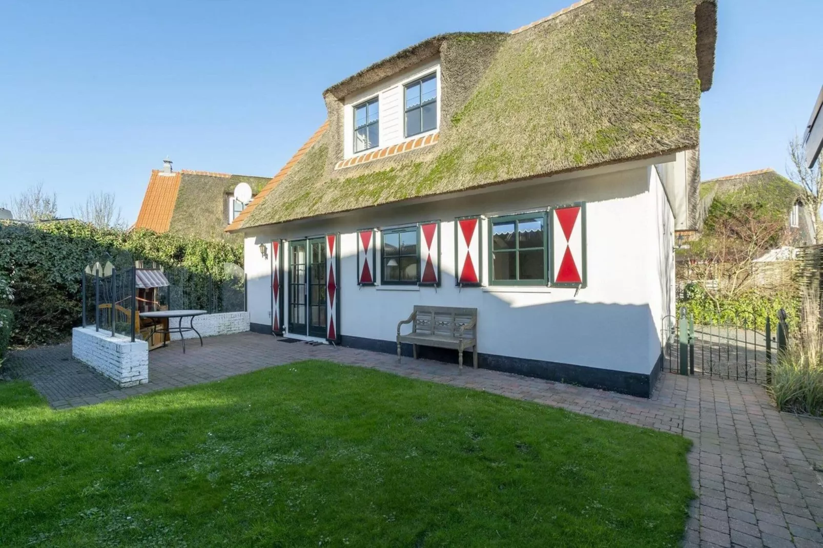 De Buitenplaats 145-Gardens summer