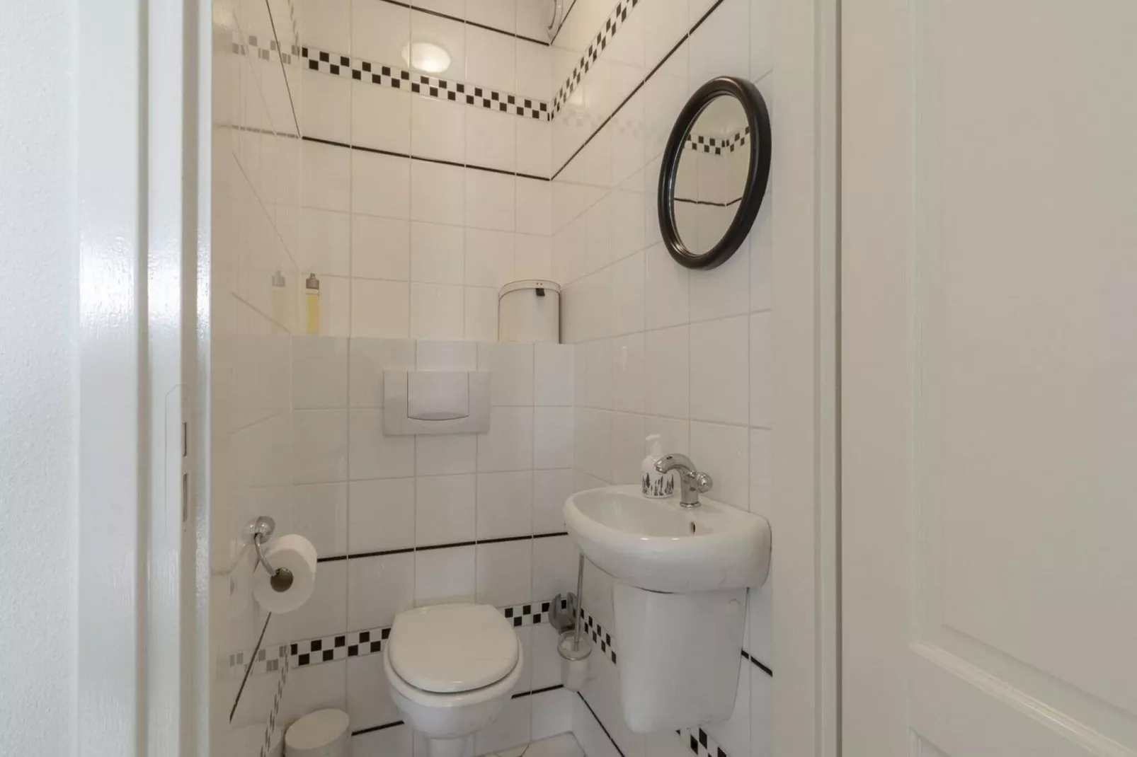 De Buitenplaats 16-Bathroom