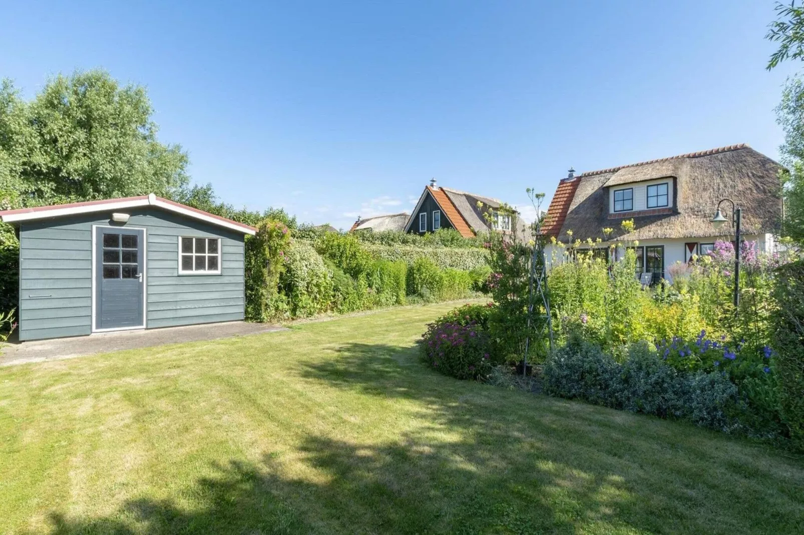 De Buitenplaats 16-Gardens summer