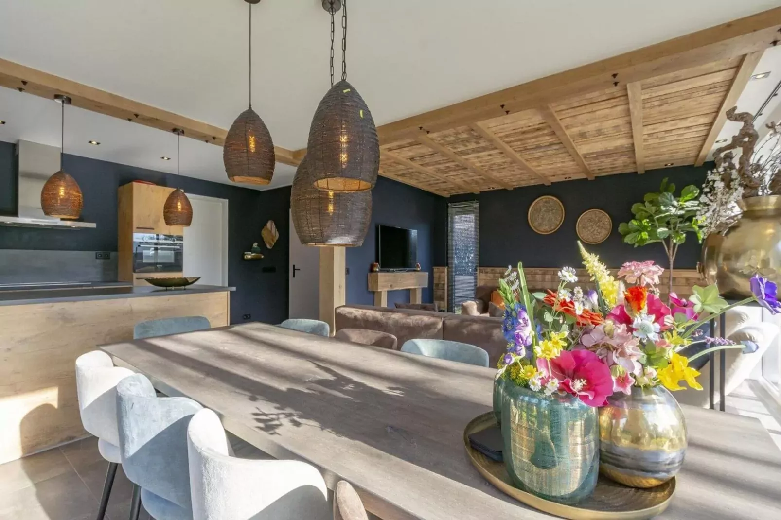 Luxe Villa Keizerskroon - Keizerkroon 63-Dining room