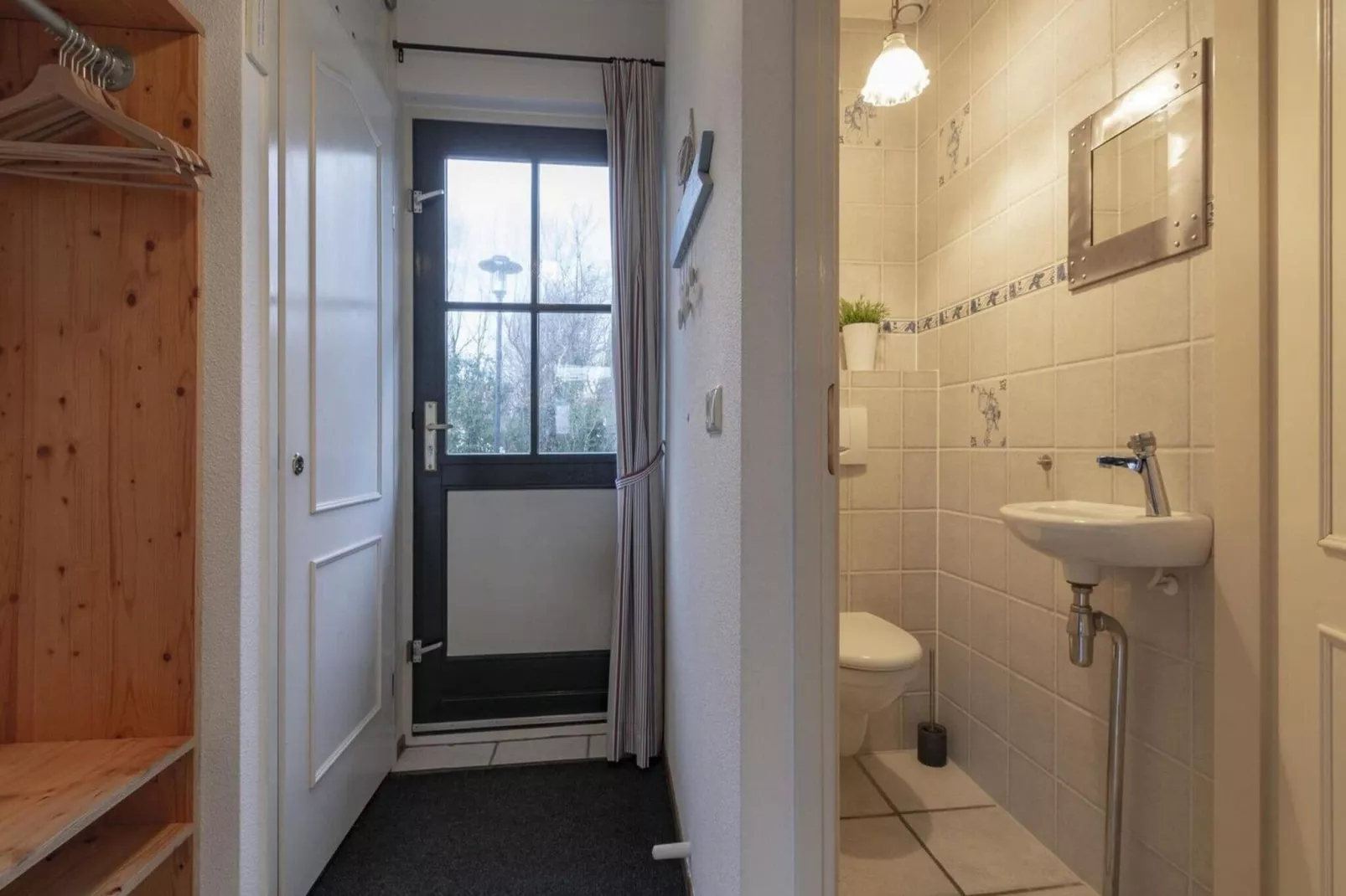 De Buitenplaats 62-Bathroom