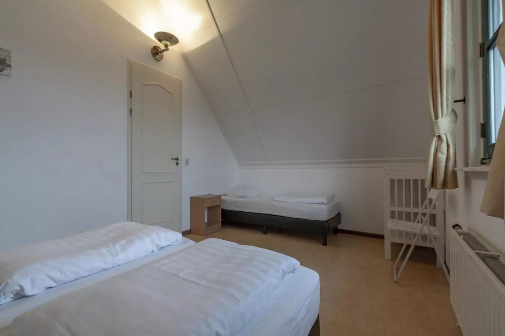 De Buitenplaats 97-Bedroom