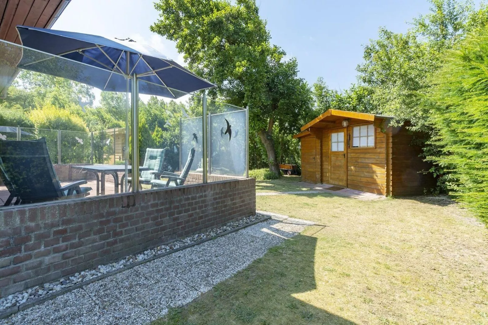Garnekuul 44-Exterior summer