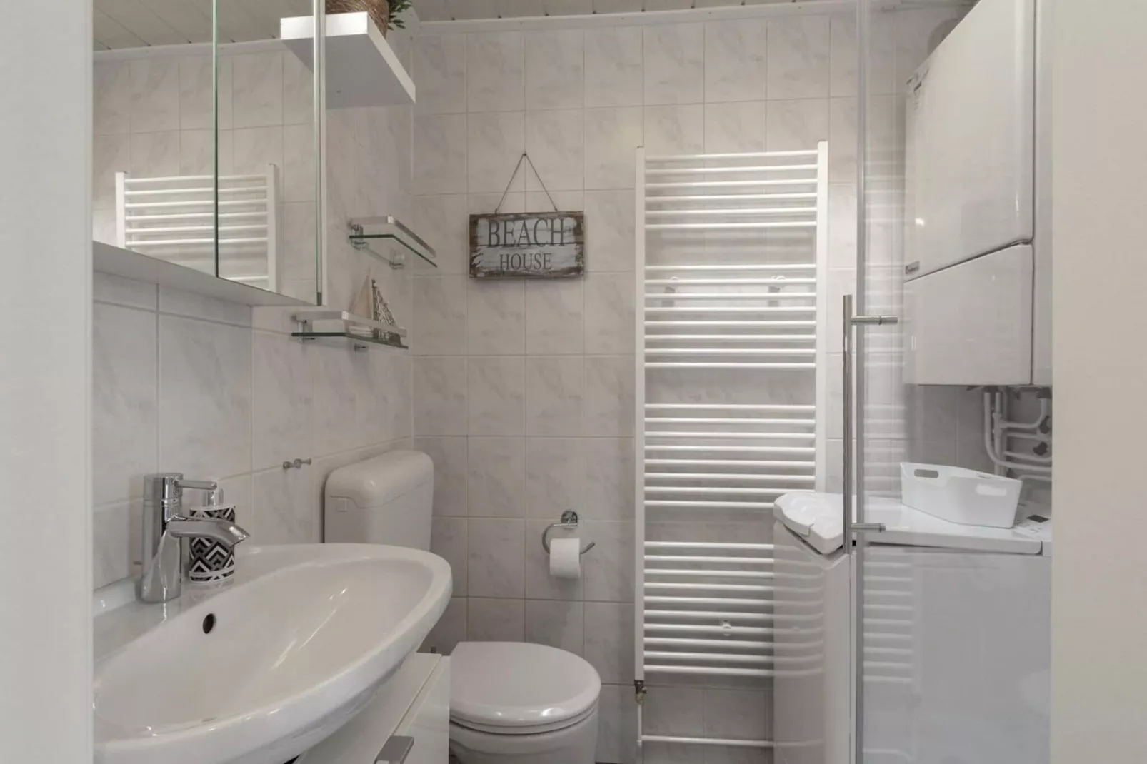 Garnekuul 44-Bathroom