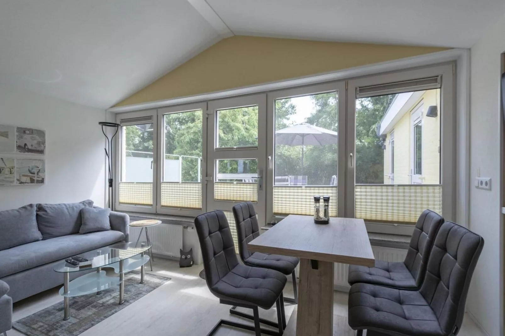 Garnekuul 49-Dining room