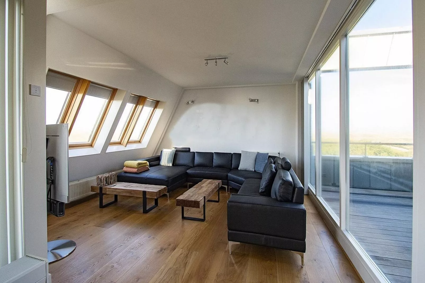 Duinerei C301/C302-Living room
