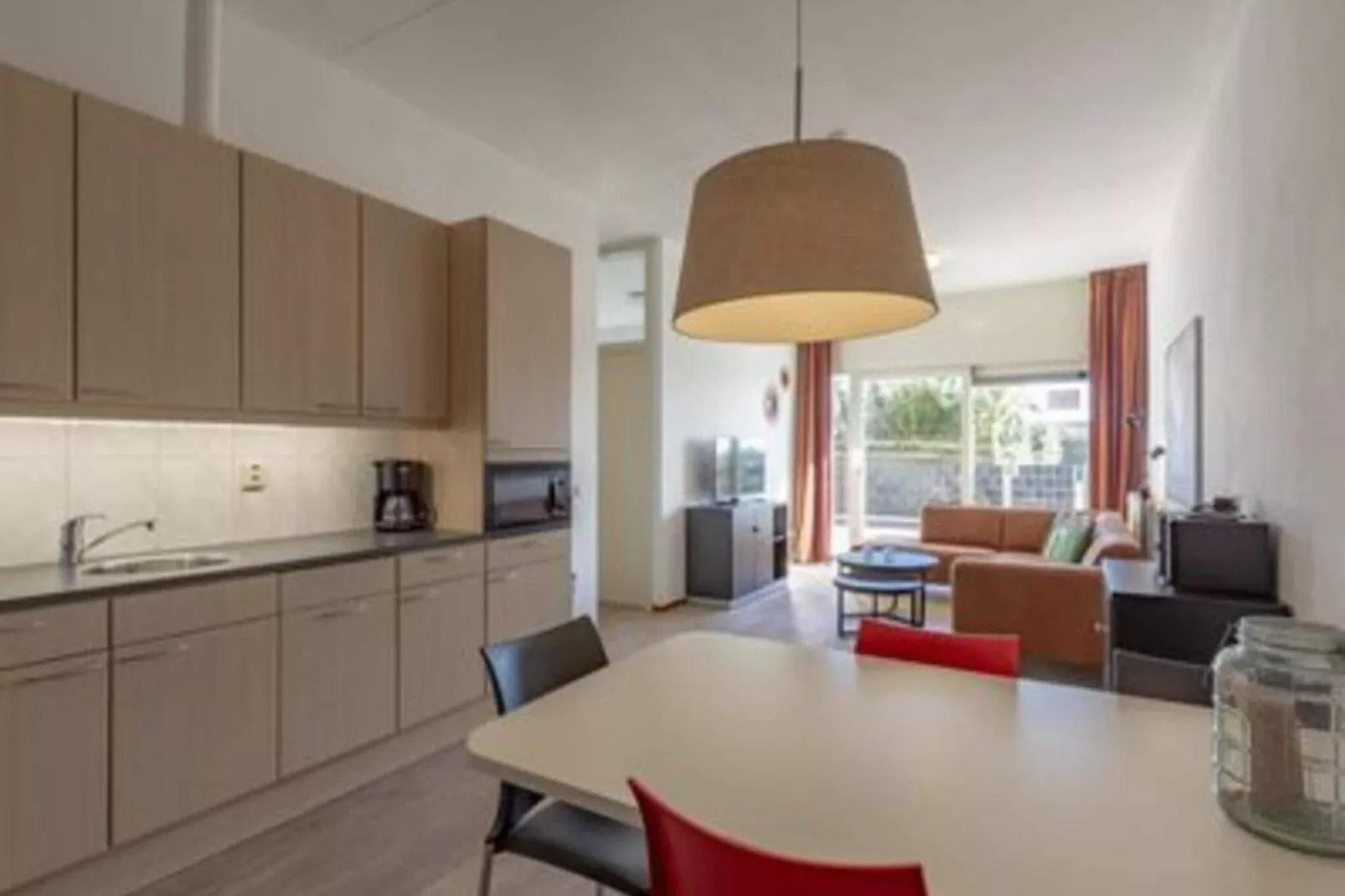 Wijde Blick 103-Dining room