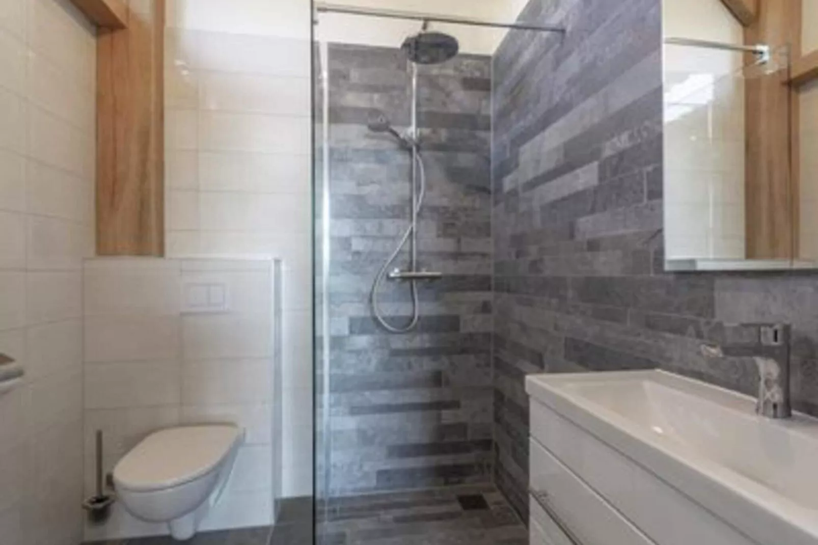 Garnekuul 7-Bathroom