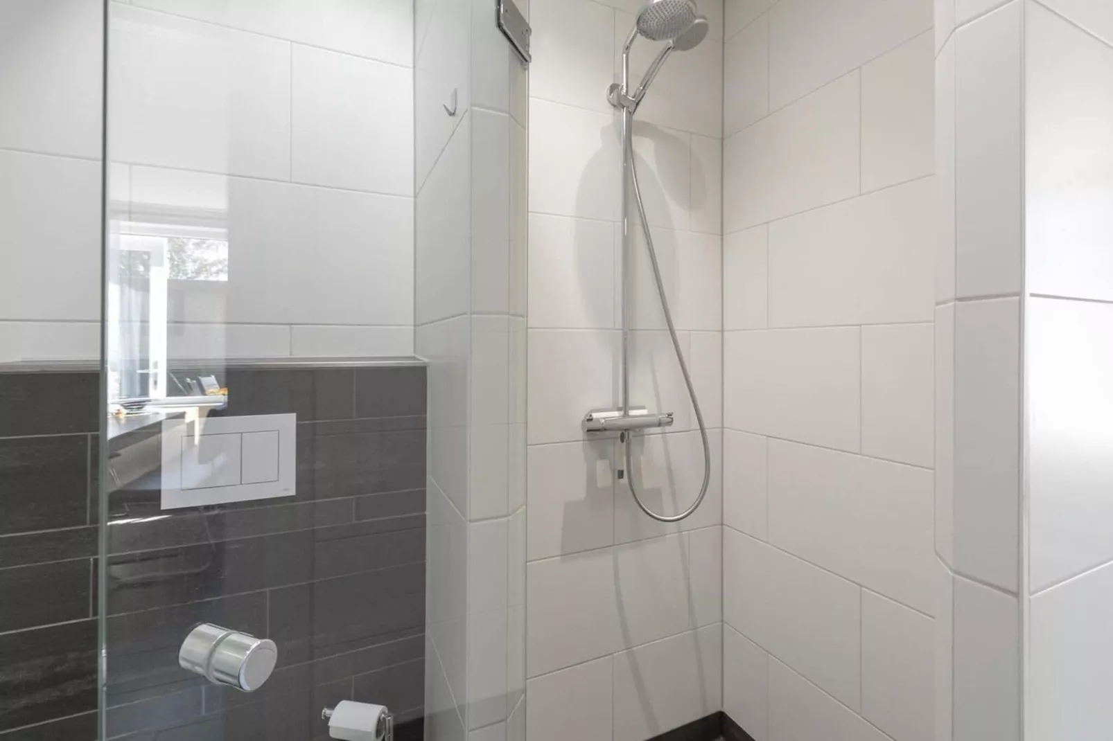 Garnekuul 76-Badezimmer