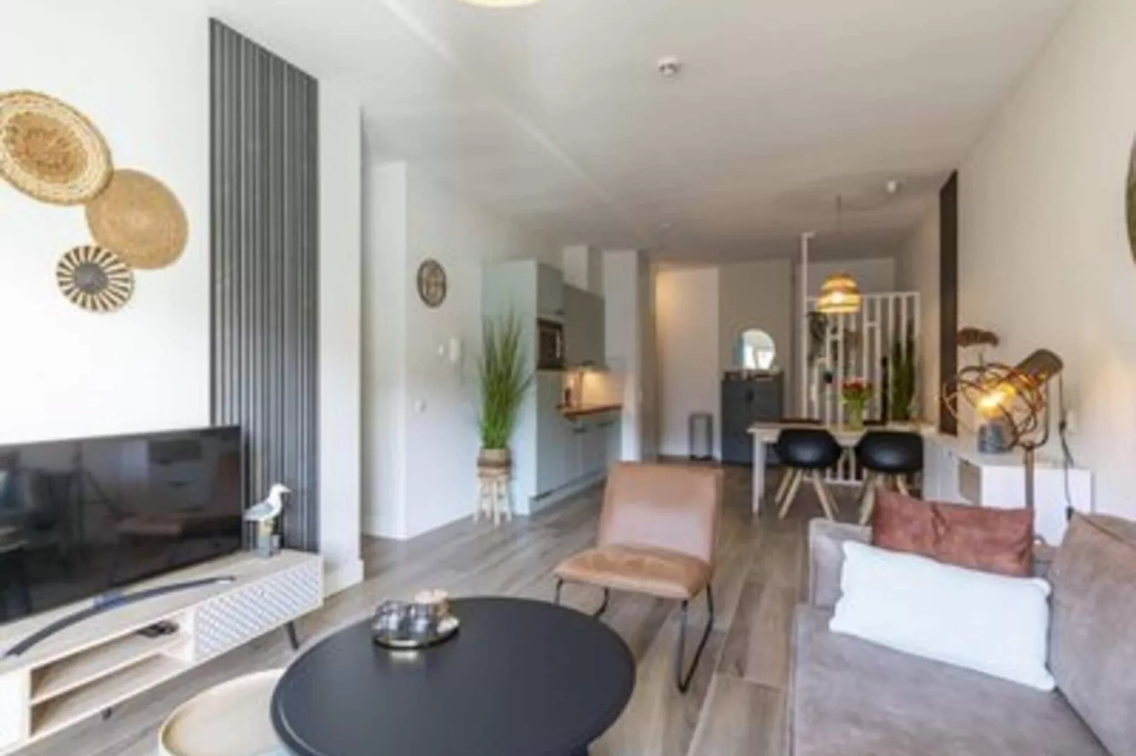 Wijde Blick 112-Living room