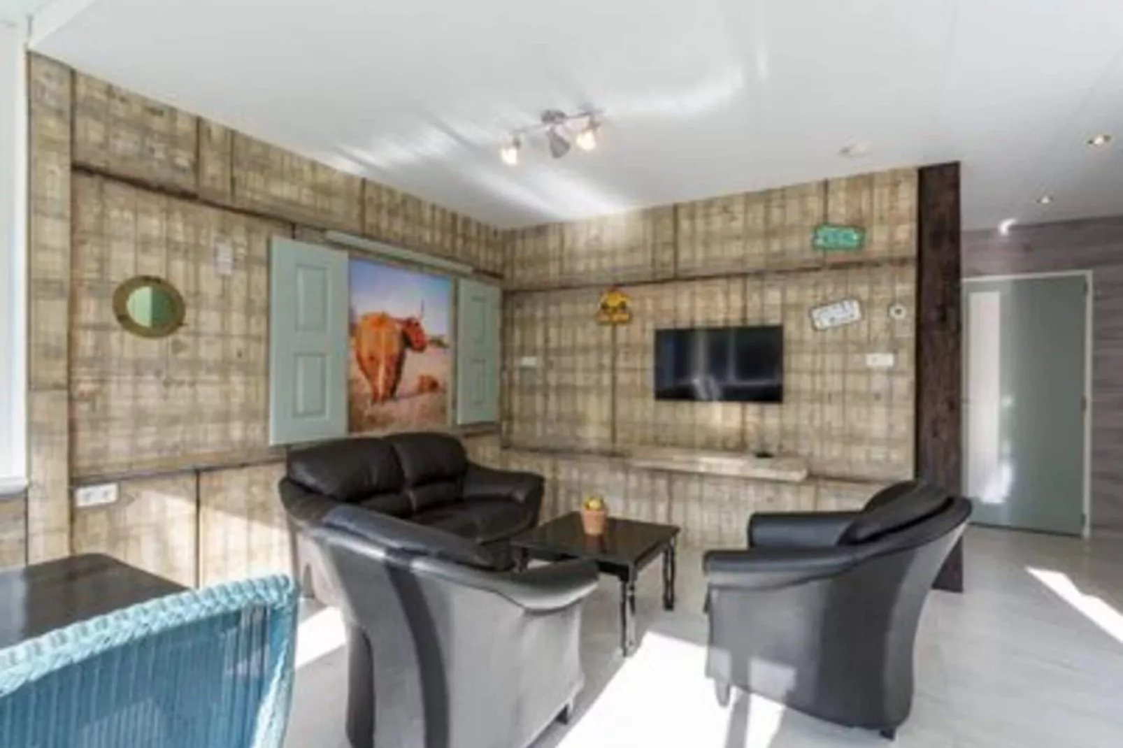 Garnekuul 90-Living room