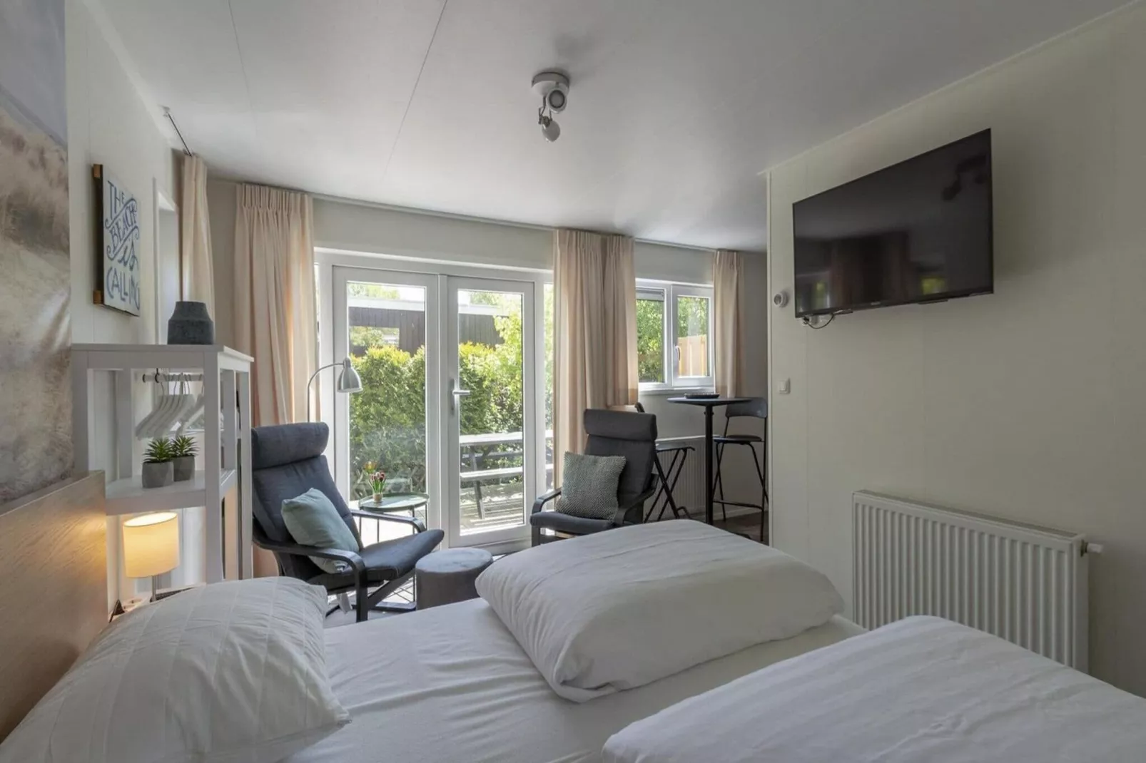 Beach Studio Campanula-Bedroom