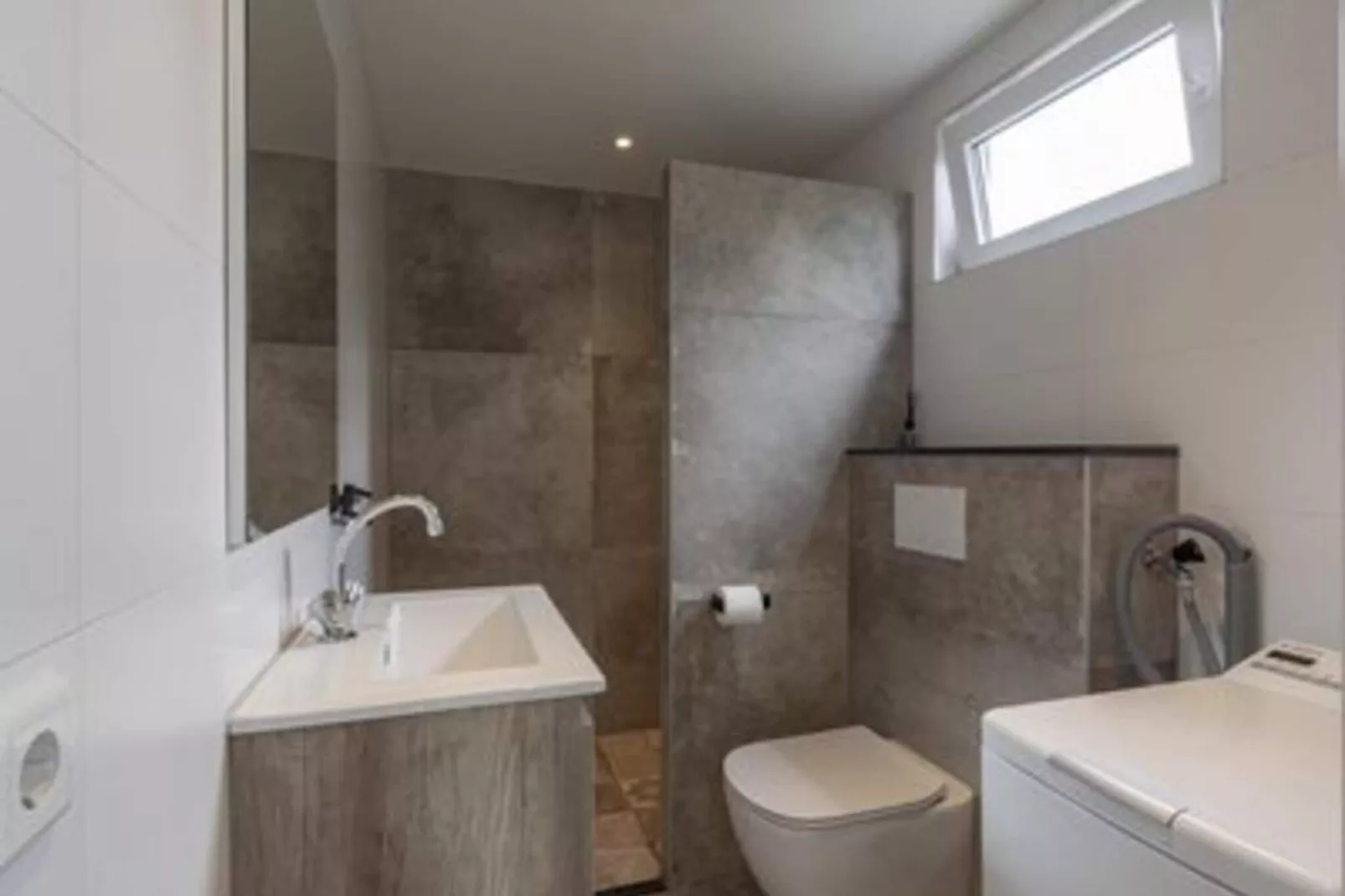 Belkmerduinen 12-Bathroom