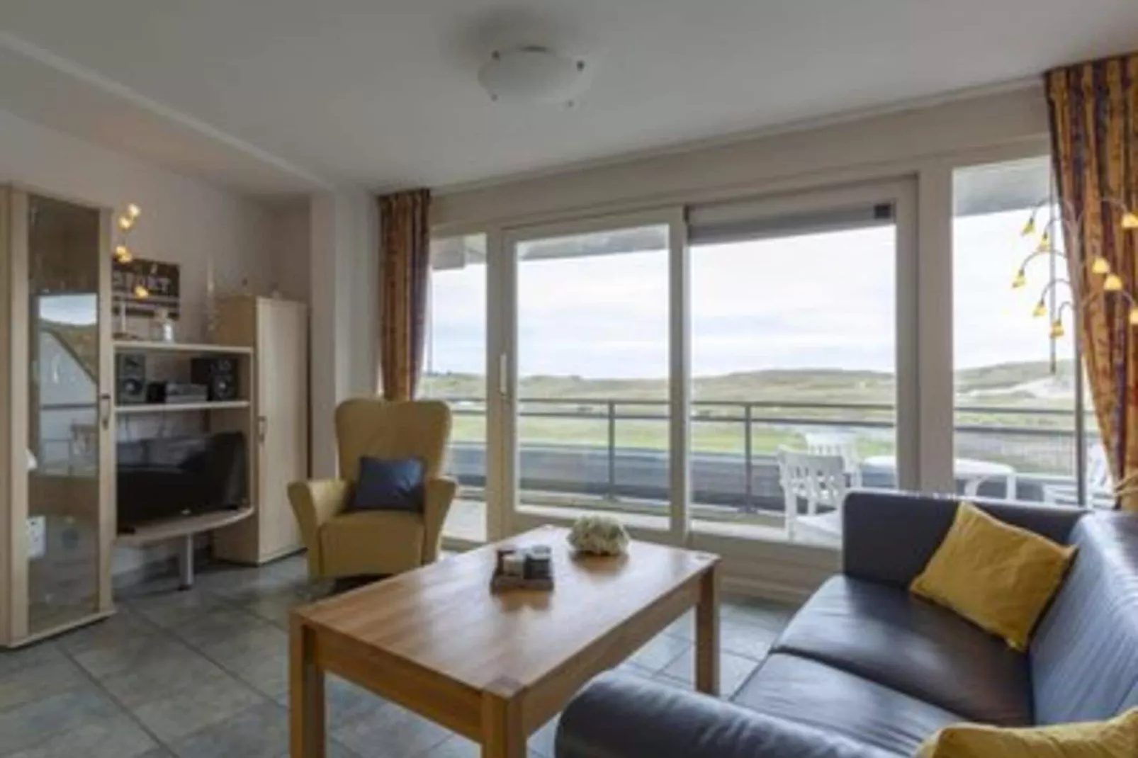 Wijde Blick 206-Living room