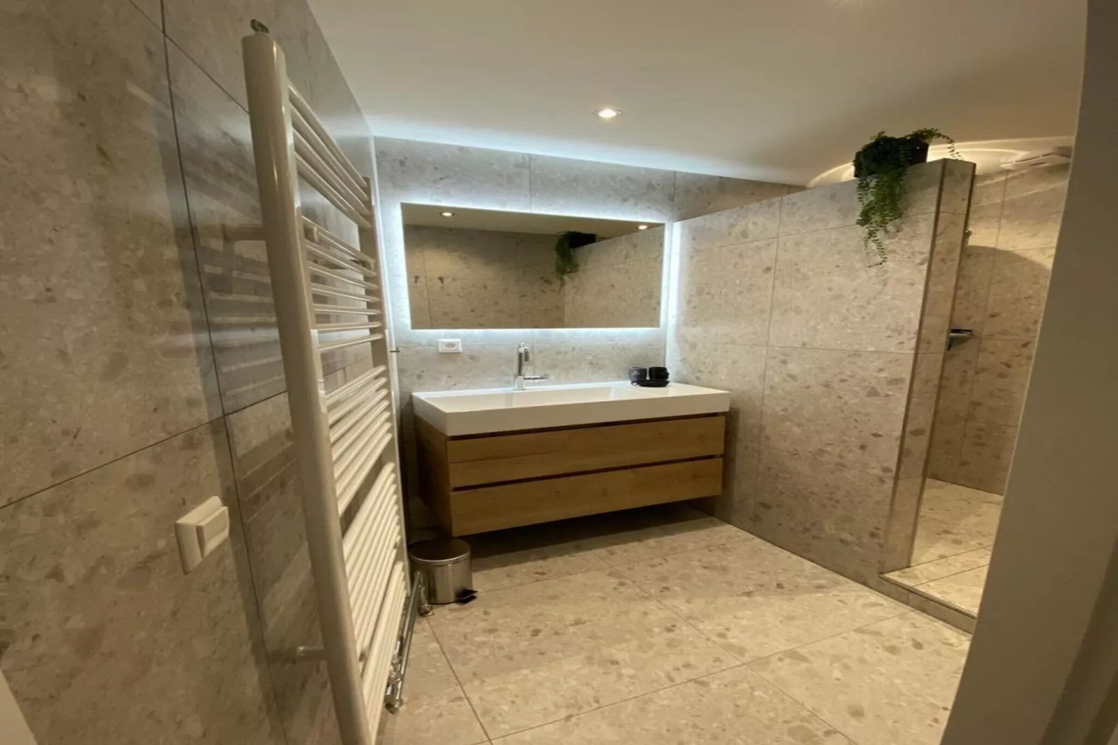 Wijde Blick 301-Bathroom