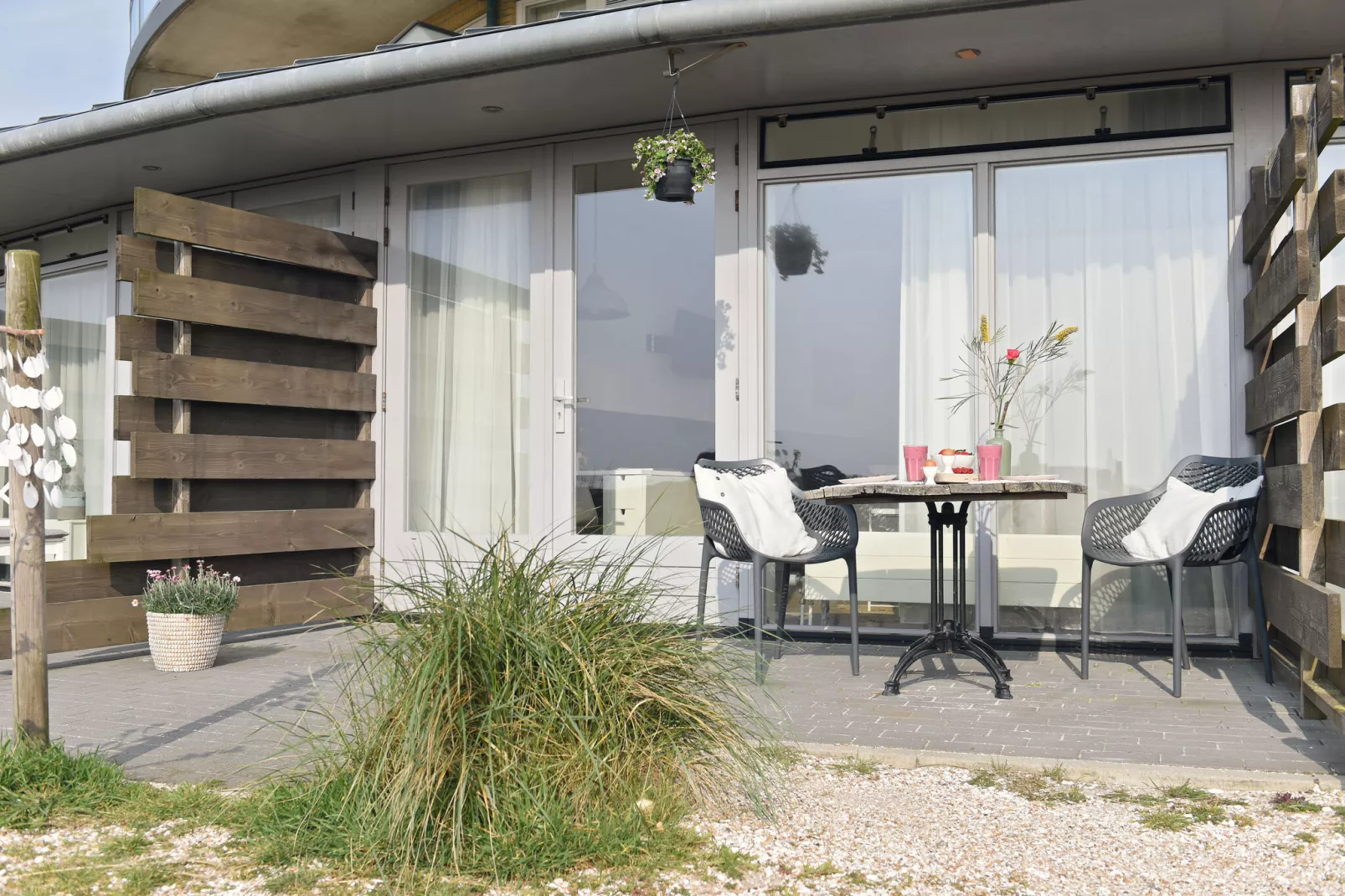 Duynsuites aan zee-Außenbereich Sommer