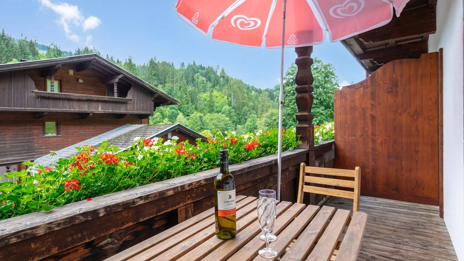Zellner Top 2-Terrassenbalkon