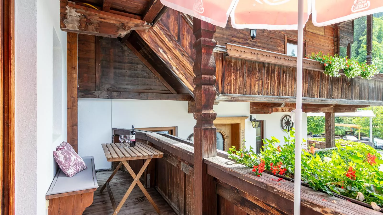 Zellner Top 3-Terrace balcony