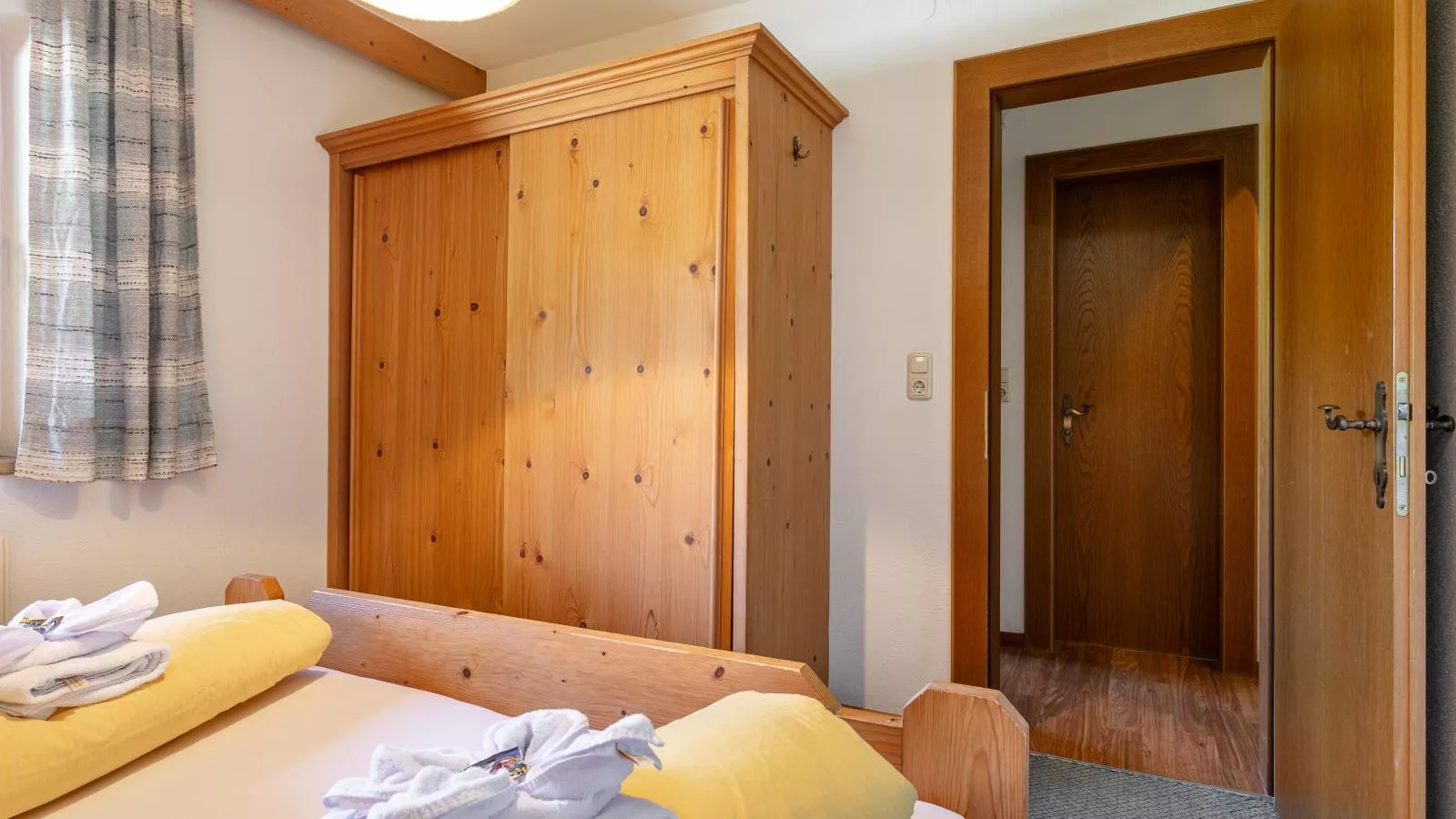 Zellner Top 4-Bedroom