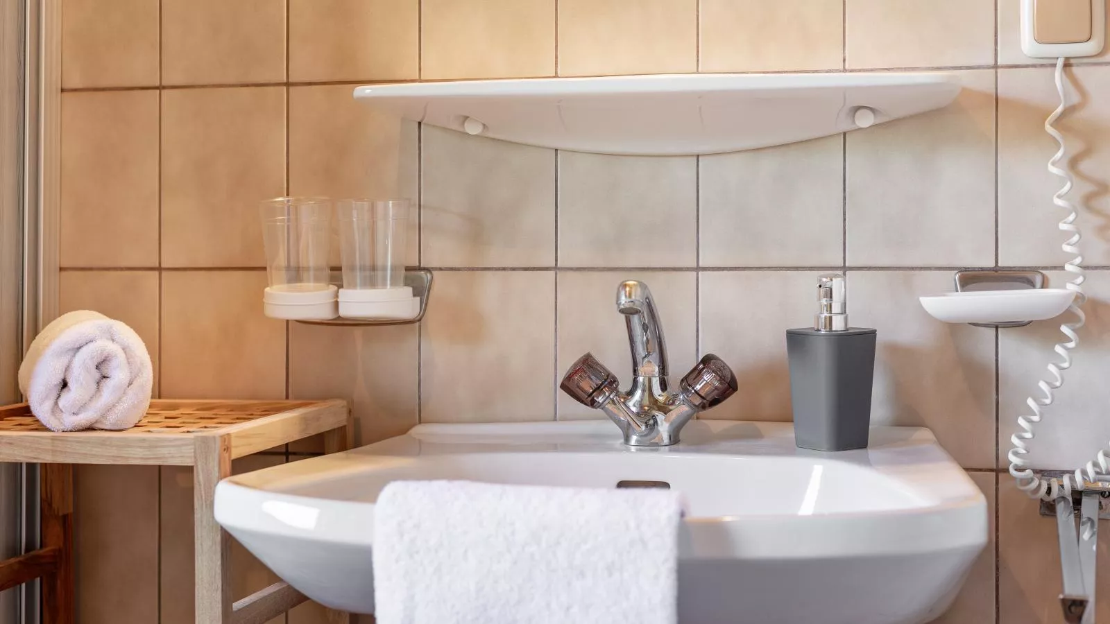 Zellner Top 4-Bathroom