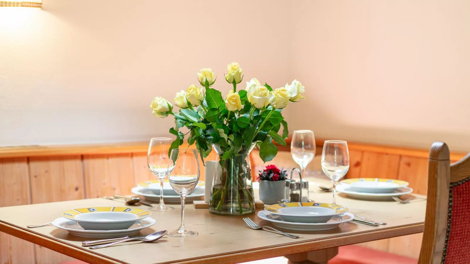 Zellner Top 8-Dining room