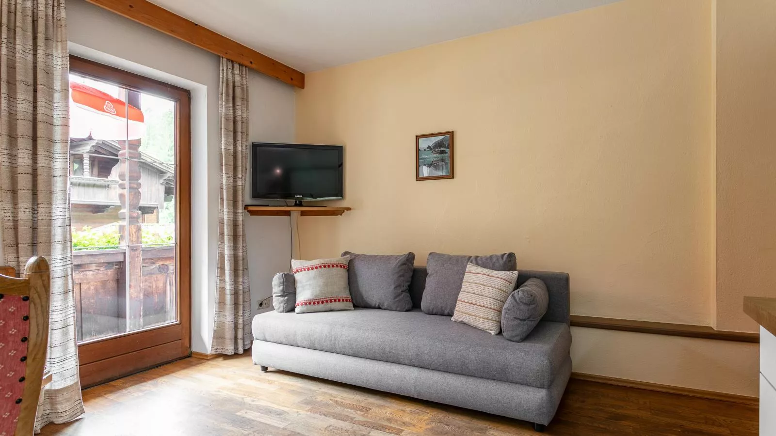 Zellner Top 1 und 2 und 3-Living room