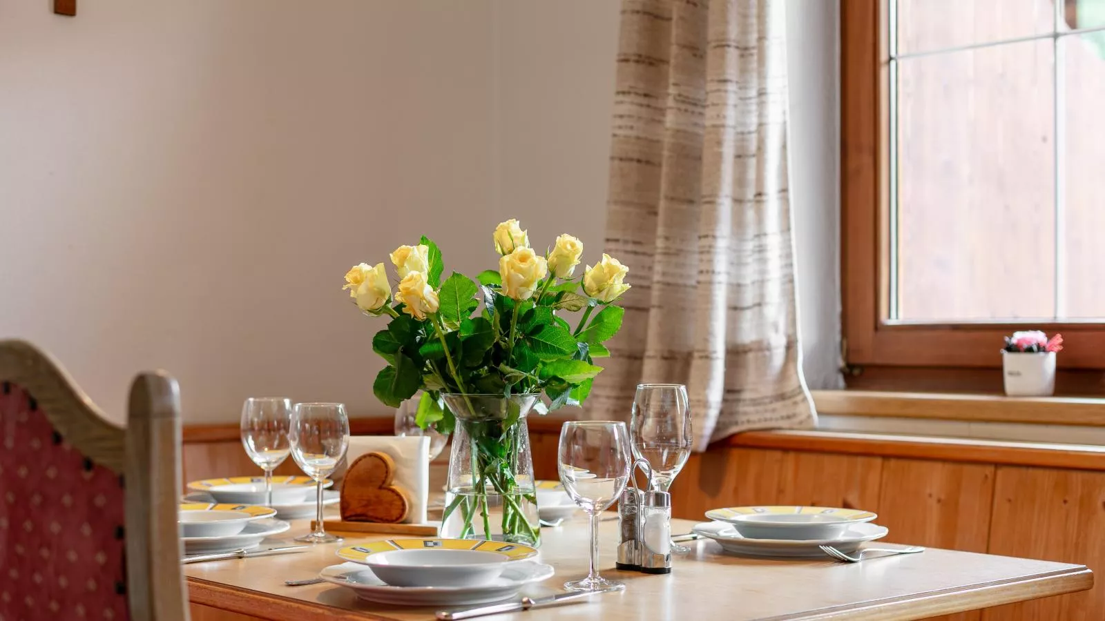 Zellner Top 1 und 2 und 3-Dining room