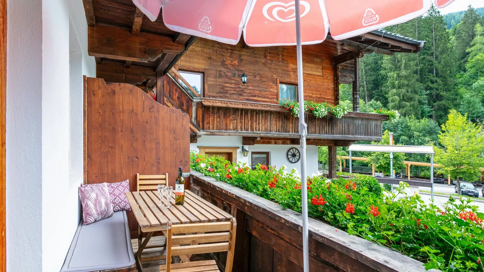 Zellner Top 1 und 2 und 3-Terrace balcony