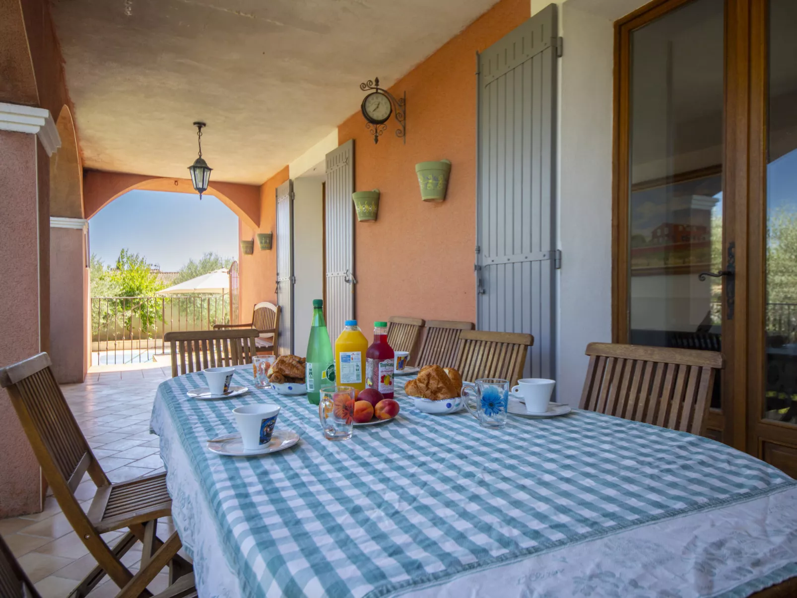 Villa Rose-Outside