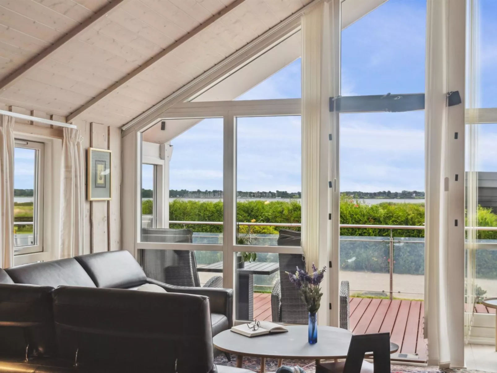 "Annrike" - 175m to the inlet-Inside
