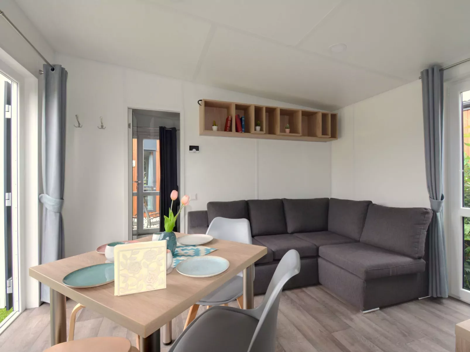 Tiny Haus Sunny-Inside